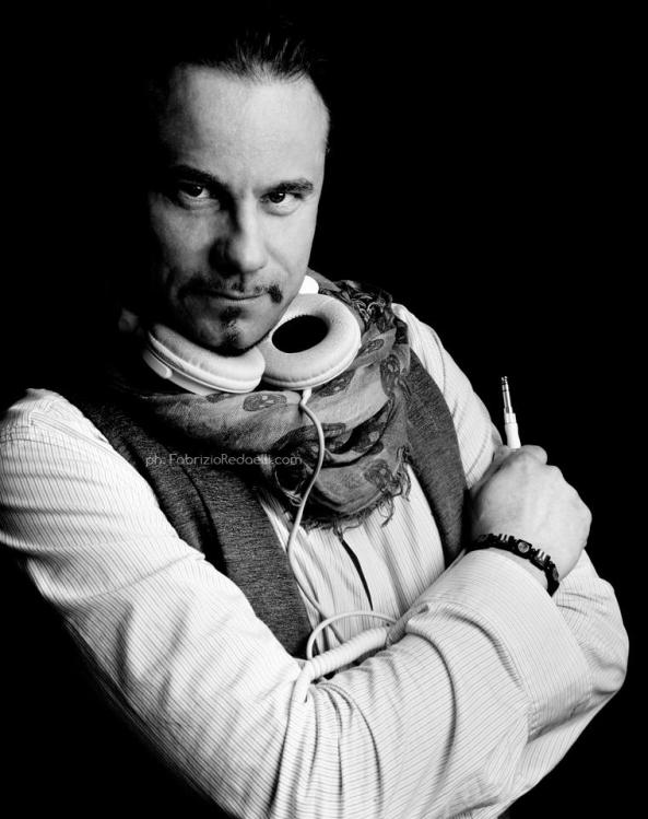 225201_566007116796251_2087230859_n